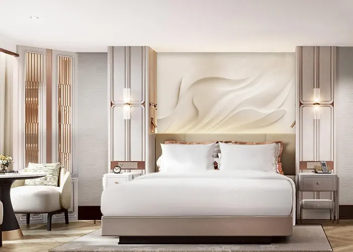 Fairmont Bangkok Sukhumvit 5* Бангкок